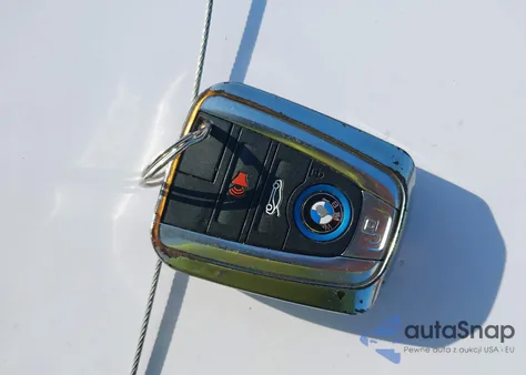 2015 BMW I8 z USA, uszkodzony, nr VIN WBY2Z2C56FV392364